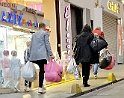 Polacy wracający do Polski z towarem, nie wiedziałem, że w tych czasach tureckie ciuchy ciągle sprzedawane są w Polsce